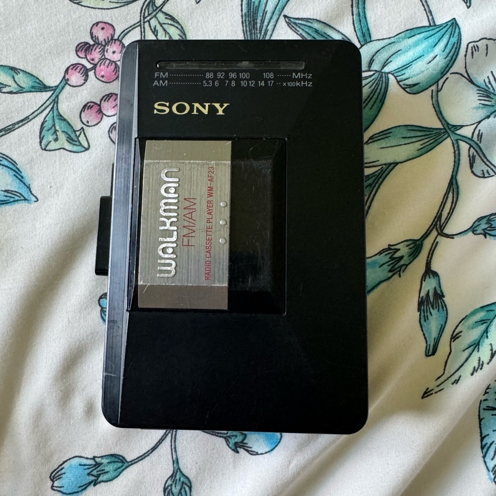 Vintage Sony Walkman WM-AF23